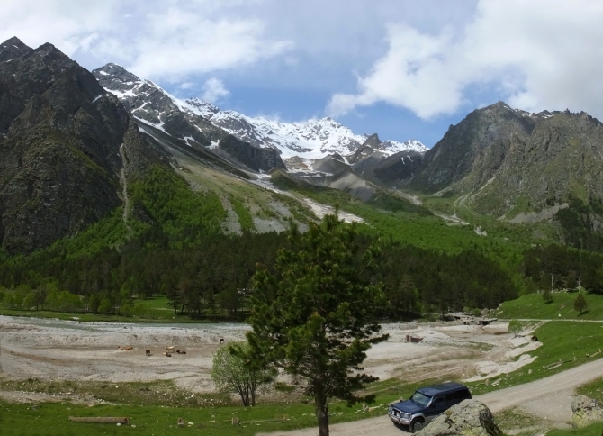 Гуляем в ущелье Адыр-су. (адырсу, приэльбрусье.)