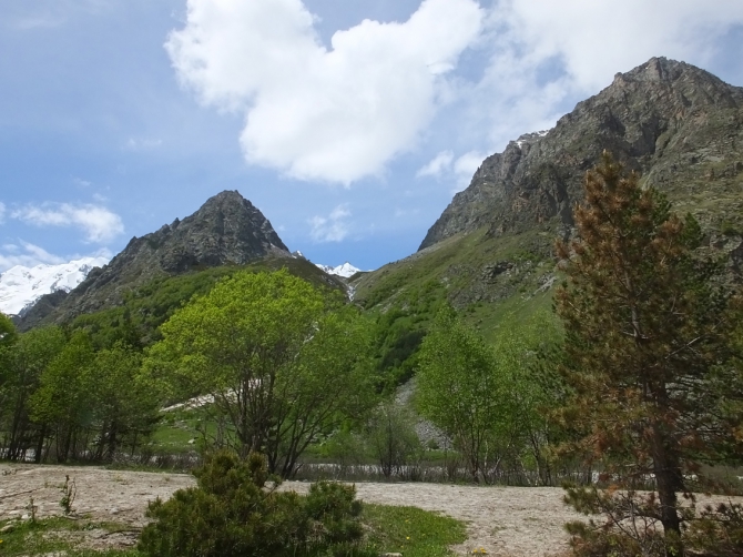 Гуляем в ущелье Адыр-су. (адырсу, приэльбрусье.)