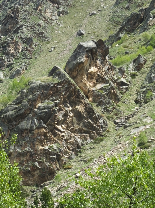 Гуляем в ущелье Адыр-су. (адырсу, приэльбрусье.)