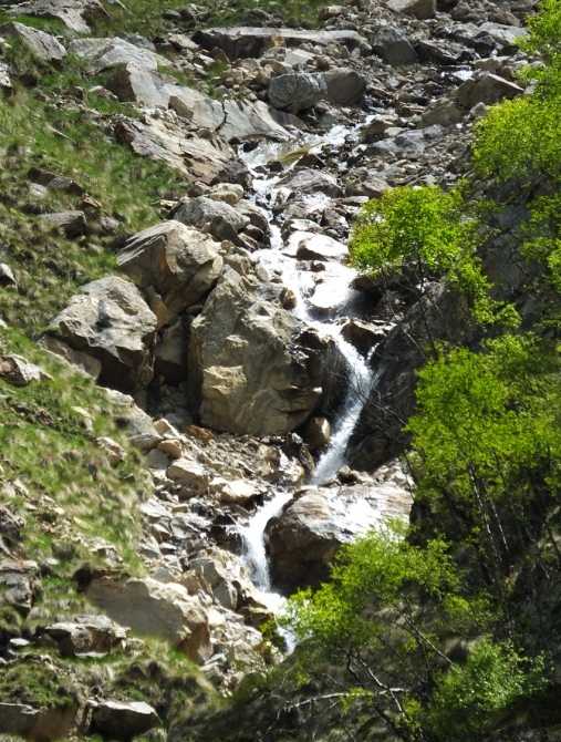 Гуляем в ущелье Адыр-су. (адырсу, приэльбрусье.)