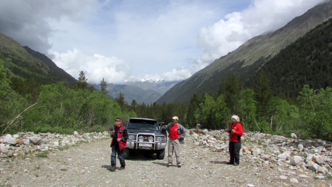 Гуляем в ущелье Адыр-су. (адырсу, приэльбрусье.)