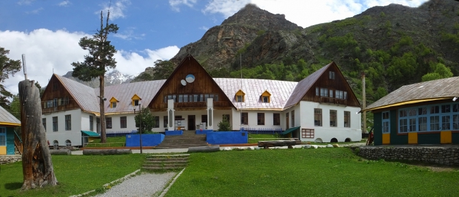 Гуляем в ущелье Адыр-су. (адырсу, приэльбрусье.)