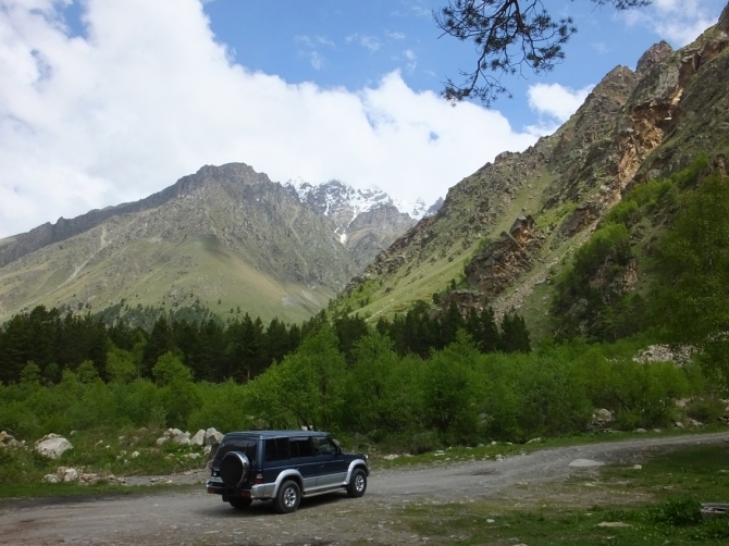 Гуляем в ущелье Адыр-су. (адырсу, приэльбрусье.)