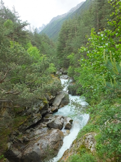 Гуляем в ущелье Адыр-су. (адырсу, приэльбрусье.)