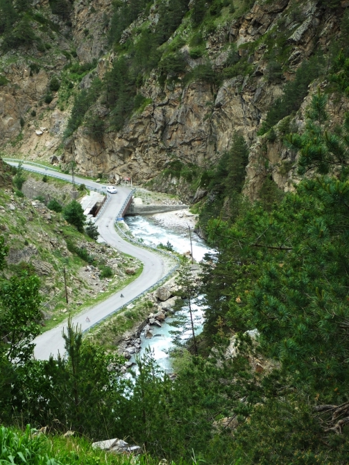 Гуляем в ущелье Адыр-су. (адырсу, приэльбрусье.)
