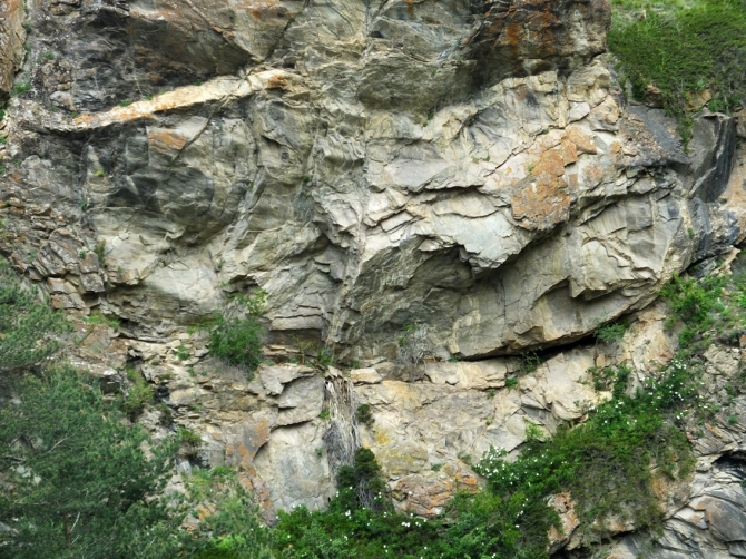 Гуляем в ущелье Адыр-су. (адырсу, приэльбрусье.)