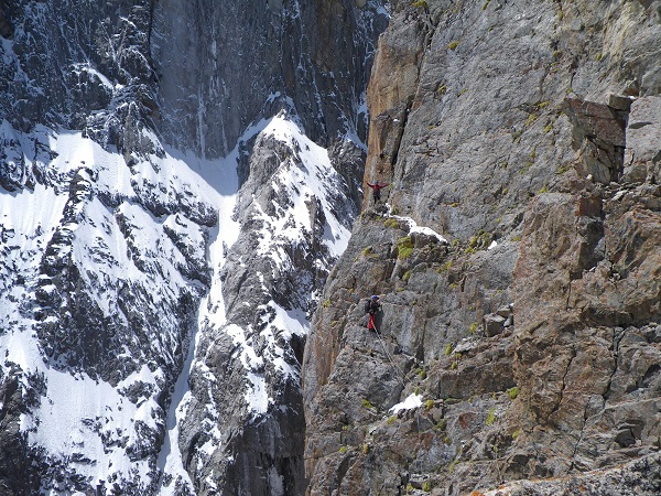 Перо. (Альпинизм, ала-арча, первовосхождение)