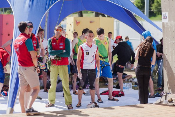 Вернулся, пролез, победил! Чемпионат России в Перми... (Скалолазание)