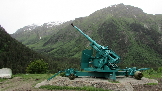 В Адыл-су. (приэльбрусье, джантуган, шхельда)