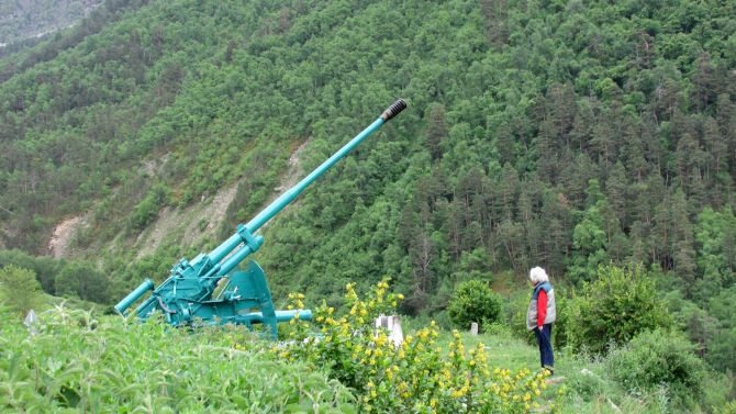 В Адыл-су. (приэльбрусье, джантуган, шхельда)