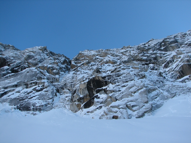 Горный поход с лыжами на Кодаре (каньон орто-юрях, перевал ленинградец, перевал четырех, пик бам)