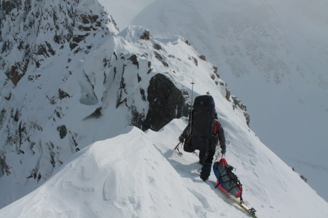Горный поход с лыжами на Кодаре (каньон орто-юрях, перевал ленинградец, перевал четырех, пик бам)