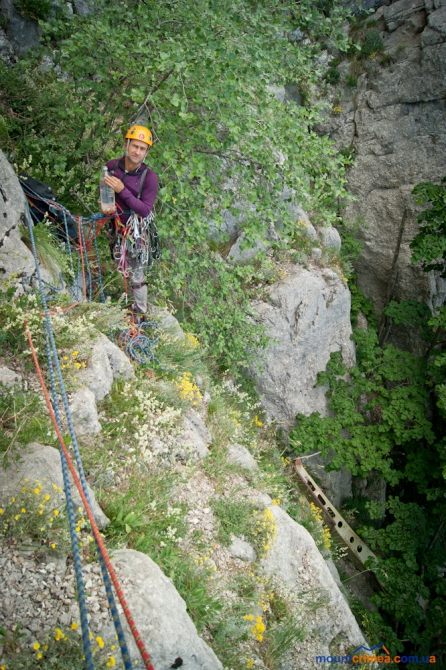 Крым, Алупкинская стена, маршрут "Стрела Безбашенная", 5Б (Альпинизм, описание, первопроход)