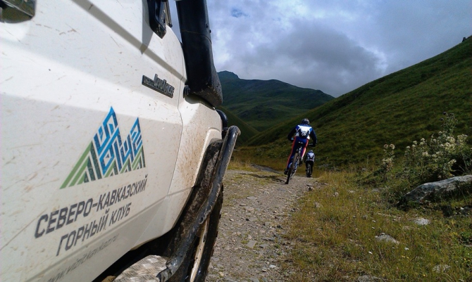 Велосипедная гонка на Elbrus World Race: есть ли у нее будущее? (Мультигонки, бег, приключенческая гонка, марафон, эльбрус, приэльбрусье, иван кузьмин)