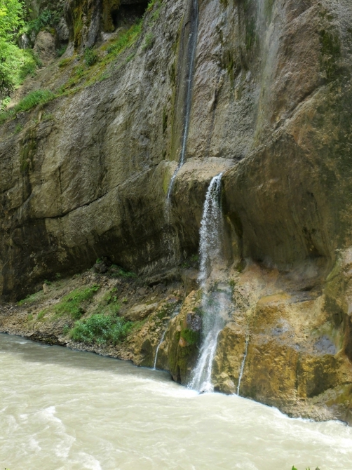Джипинг: Былым - Ак-топрак - Чегем. (Путешествия, приэльбрусье)