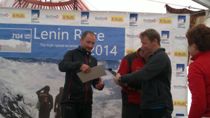 Не ходите дети в Африку гулять (Lenin Race часть 3). (Альпинизм, lenin race 2014, redfox, дворниченко семен, шкель виталий, тополь славик, колчанов евгений, оглоблина анна, безопасность, skyrunning.)