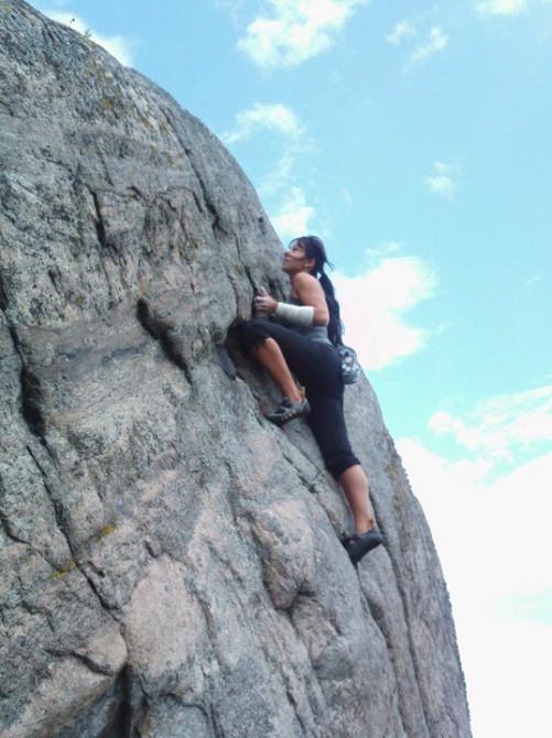 Соревнования по болдерингу на реальном рельефе в Эстонии! (Скалолазание, скалолазанье, эстония)