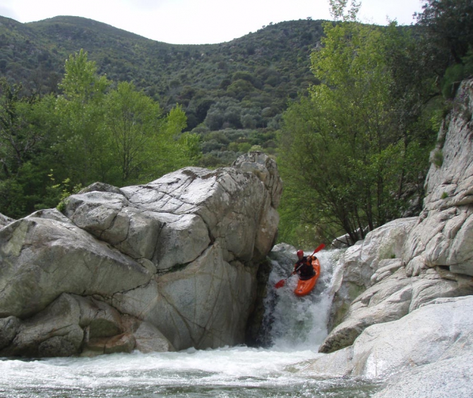 Корсика (Вода, каякинг, сплав, путешествия, франция)