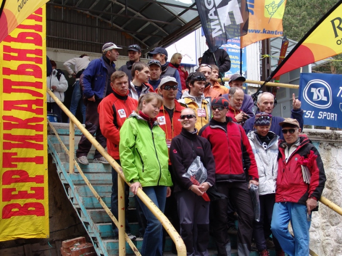 Евгений Колчанов прислал письмо почтовым голубем. (Снегоступинг, rred fox elbrus race, снегоступы, забег, гонка, ски-альпинизм, эльбрус)