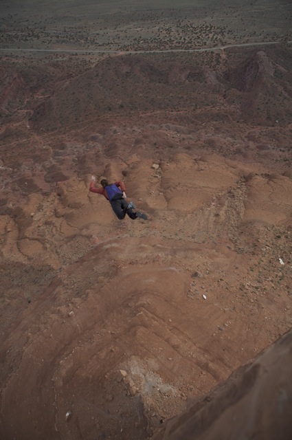И вновь Стеф Девис - BASEclimbing на Castleton-Tower (Скалолазание, соло, сша)