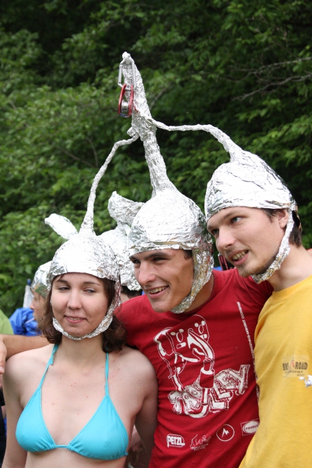 Тот самый конкурс шапок из фольги! (risk.ru, open air)