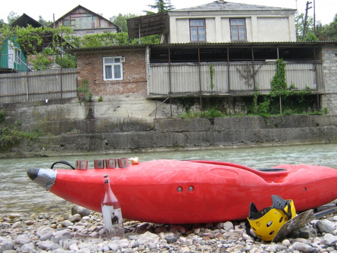 Весна. Абхазия. Каякинг (Путешествия)