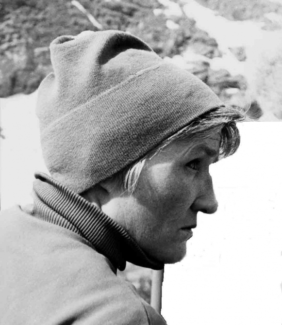 Уже СОРОК лет прошло… (Альпинизм, женское восхождение...)