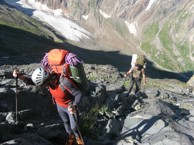Поселок Домбай, г. Домбай - Ульген Главный - 4048м (3б, Альпинизм)
