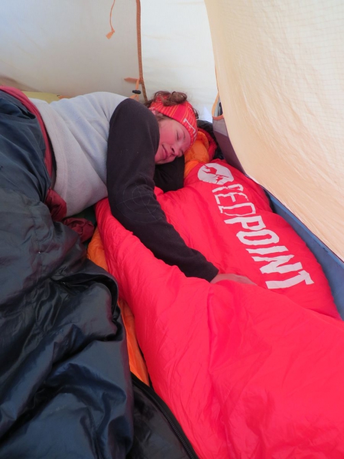 Спальник о лете. (Горный туризм, отзыв, спальник lightsome 233, редпоинт, тест)