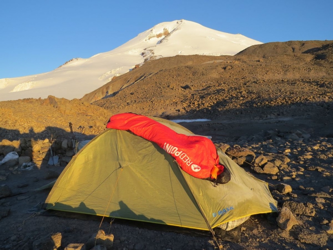 Спальник о лете. (Горный туризм, отзыв, спальник lightsome 233, редпоинт, тест)