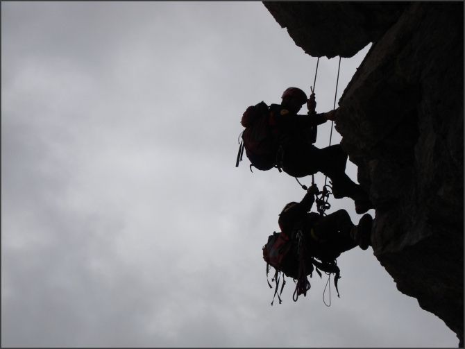 Альпинисты, туристы, лыжники! Страховка на территории всех Доломитовых Альп. (Альпинизм, доломиты, помощь в горах, италия, помощь)