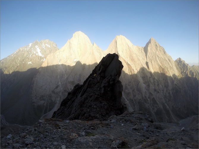 Bad Boys Bad Toys (Альпинизм, karavshin, krukonogi.com, petzl, black diamond, slesova, climbing)