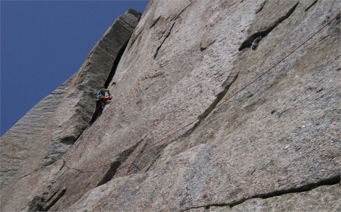 Bad Boys Bad Toys (Альпинизм, karavshin, krukonogi.com, petzl, black diamond, slesova, climbing)