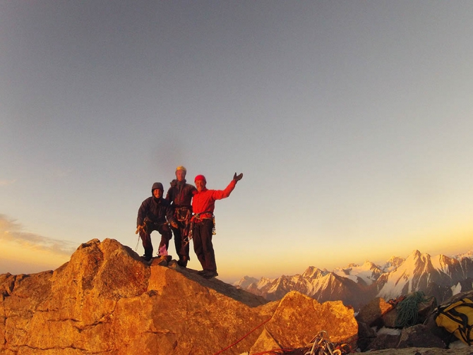 С головой в Каравшин! (Альпинизм, технический класс, очный чемпионат, соревнования, горы)
