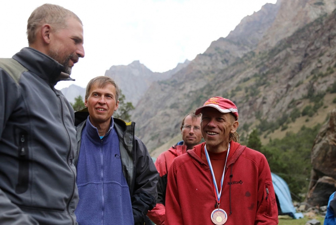 С головой в Каравшин! (Альпинизм, технический класс, очный чемпионат, соревнования, горы)
