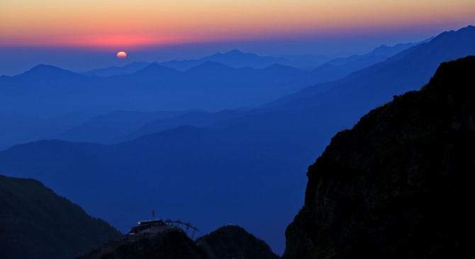 Воскресно - закатное настроение (фотоотчёт, горная карусель, черная пирамида, красная поляна)