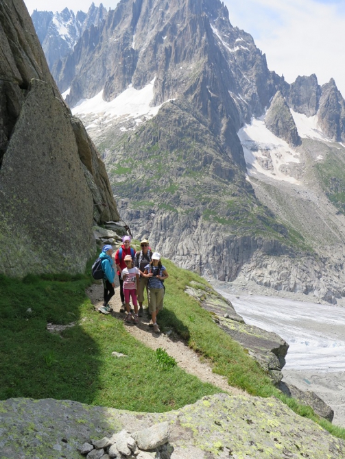 Поход по маршруту Balcon de la Mer de Glace в Шамони (Альпинизм, ледник мер де глас, приют куверкль, приют шарпуа, трекинг)