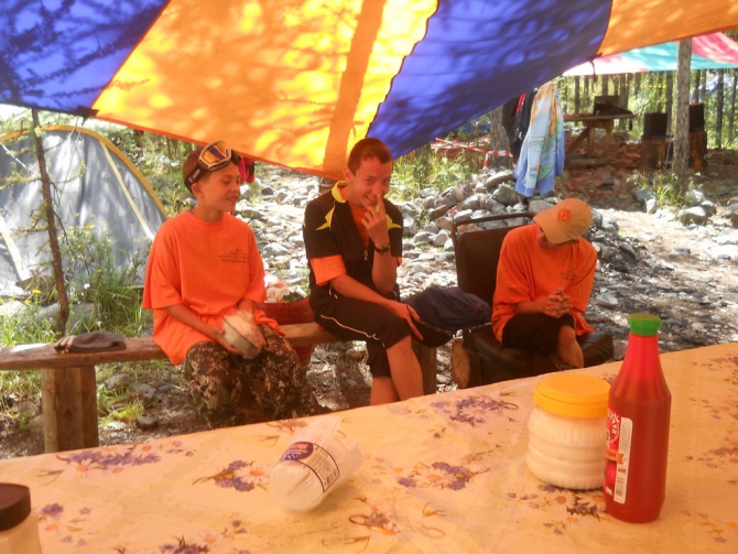 Хроники Новосибирского альпинизма: июль-август 2014 в Актру, детская смена. (дети)