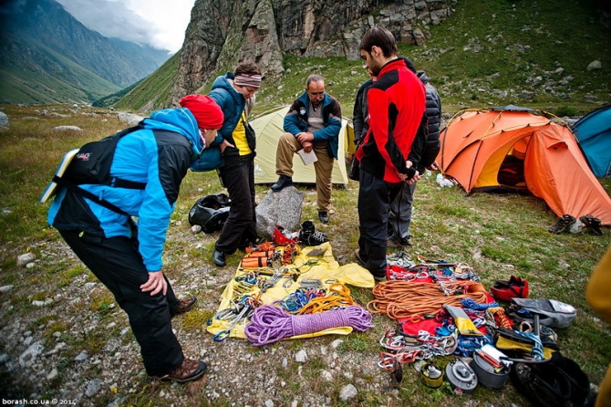 Работа горной школы "Категория трудности" в Безенги 2014 (Альпинизм, горная школа "категория трудности" им.ставницера, ситник михаил, сборы, альпинизм)