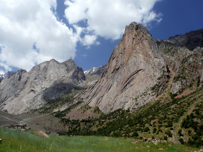 Каравшин. Как круто провести время... Или не замерзнуть! (клепиков, воронова, иркутск, 4810, чемпионат, п. одесса, залезли, альпинизм)