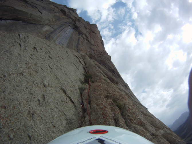 Каравшин. Как круто провести время... Или не замерзнуть! (клепиков, воронова, иркутск, 4810, чемпионат, п. одесса, залезли, альпинизм)