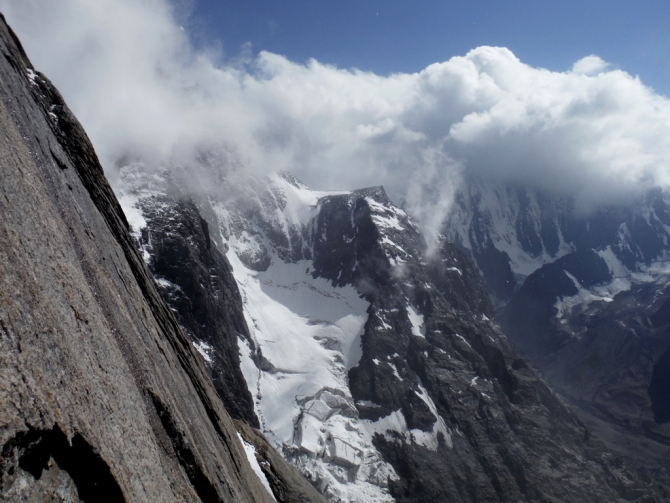 Каравшин. Как круто провести время... Или не замерзнуть! (клепиков, воронова, иркутск, 4810, чемпионат, п. одесса, залезли, альпинизм)
