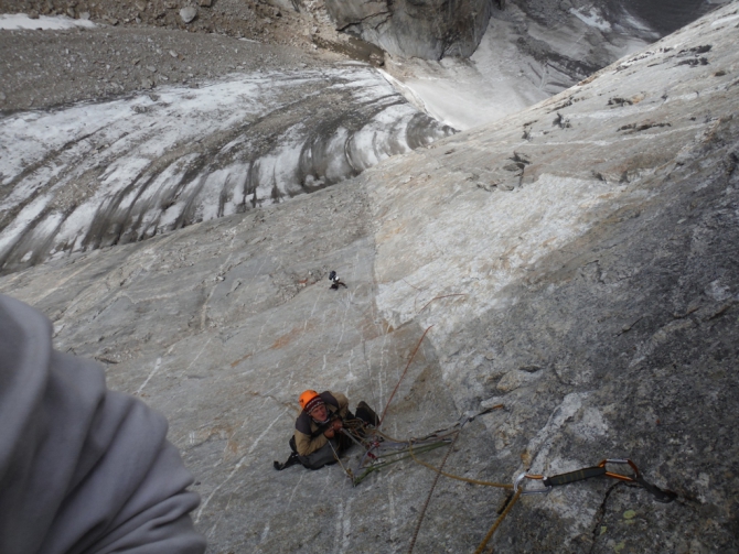 Каравшин. Как круто провести время... Или не замерзнуть! (клепиков, воронова, иркутск, 4810, чемпионат, п. одесса, залезли, альпинизм)