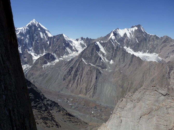 Каравшин. Как круто провести время... Или не замерзнуть! (клепиков, воронова, иркутск, 4810, чемпионат, п. одесса, залезли, альпинизм)