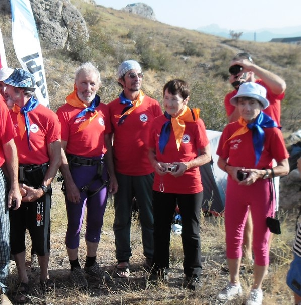 Команда «Питерская молодёжь» и творческие приколы. (Краткие заметки с Международных соревнований ветеранов в Крыму, Альпинизм)