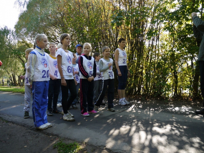 Альпинисты Москвы пробежали традиционный кросс памяти Юрия Визбора (Альпинизм, фаис москвы, клуб 7 вершин, альпиндустрия, нпф баск, венто, клуб им. визбора, кросс памяти визбора, клубный зачет)