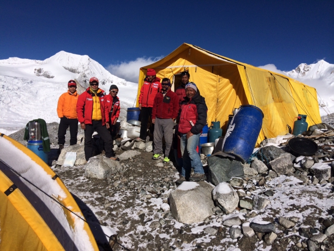 Чо-Ойю: вершина распечатана, экспедиции продолжают работу (Альпинизм, клуб 7 вершин, гималаи, абрамов)