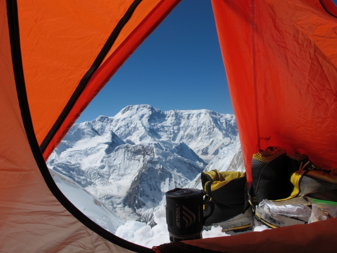 Мои первые семь. Восхождение на Хан-Тенгри (7010м). Северный маршрут. Август 2014 (Альпинизм)
