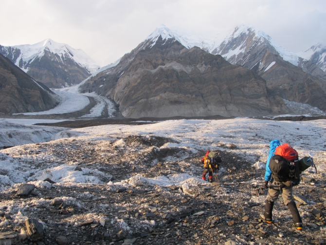 Мои первые семь. Восхождение на Хан-Тенгри (7010м). Северный маршрут. Август 2014 (Альпинизм)