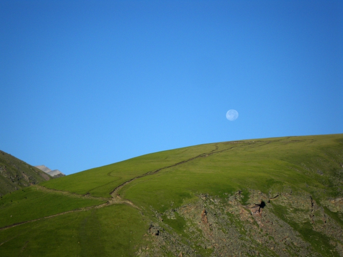 Погулять к Эльбрусу с севера. Спасибо, кошки! (Горный туризм, снаряжение, кавказ, видео, снаряжение, кавказ, видео, снаряжение, кавказ, видео, снаряжение, кавказ, видео, снаряжение, кавказ, видео, снаряжение, кавказ, видео)